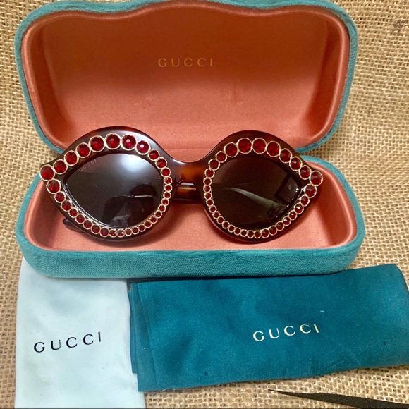 Gucci Accessories - Gucci sunglasses 💯 authentic